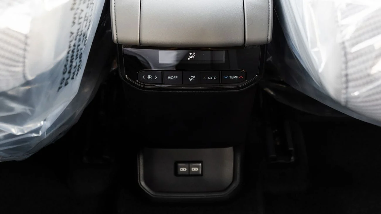 Toyota  2025