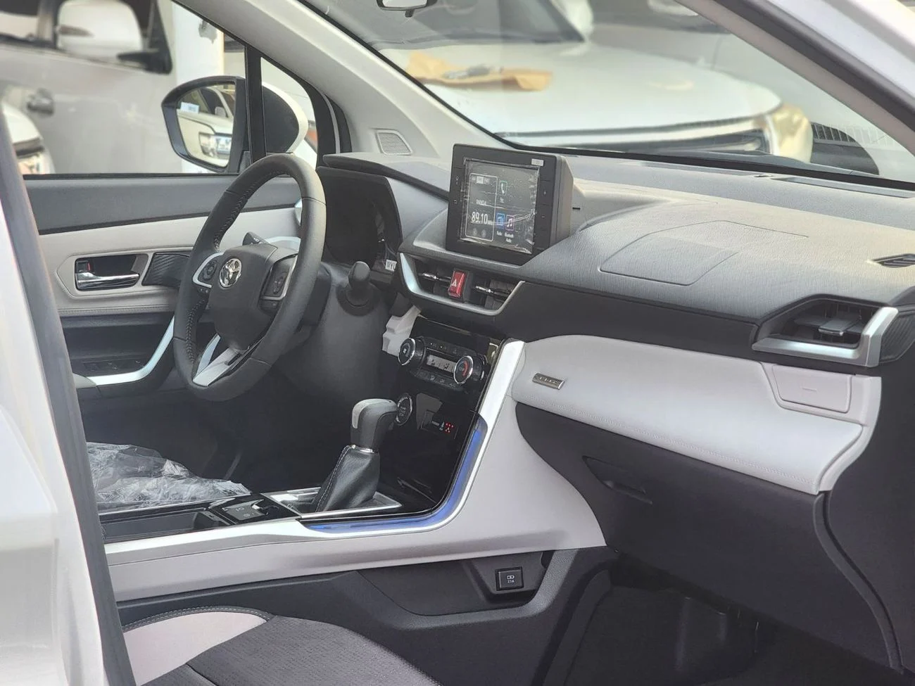 Toyota  2025